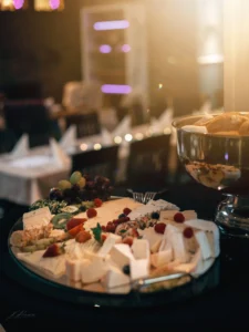 Foto einer Käseplatte in der neuen Eventlocation